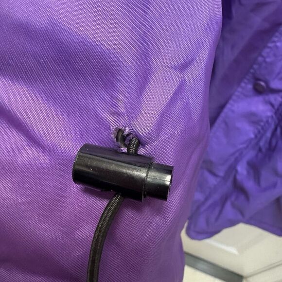 VTG Helly Hansen Men’s Packable Multi-Pocket Black Purple Rain Jacket Sz L - Picture 9 of 13